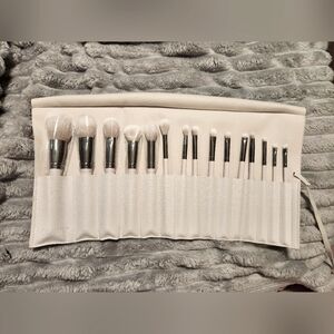 Colourpop Stone Cold 15 Piece Brush Set with Brush Roll